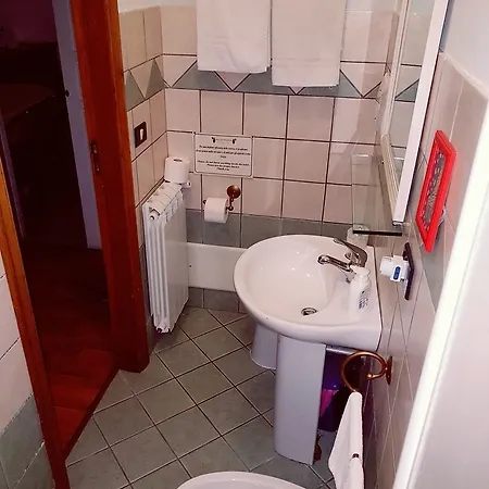 Antica Via Panzió 2*