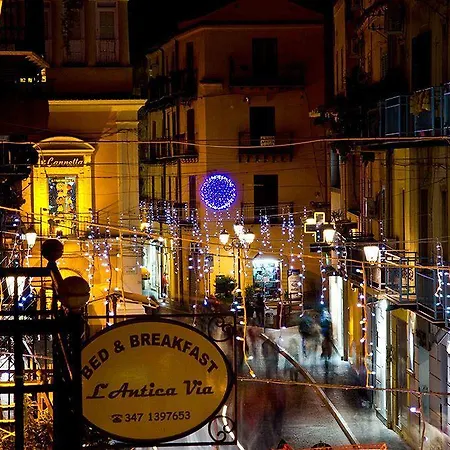 Antica Via Bed & Breakfast 2*