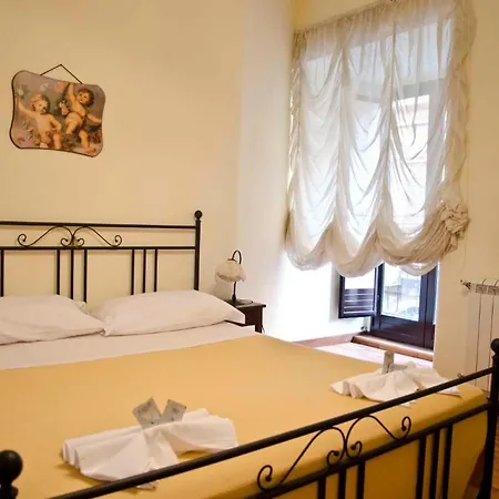 Bed & Breakfast Antica Via 2*